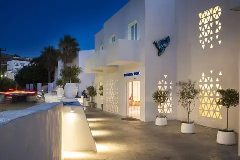 Mykonos Dove Beach Hotel in Πλατύς Γιαλός — foto 17