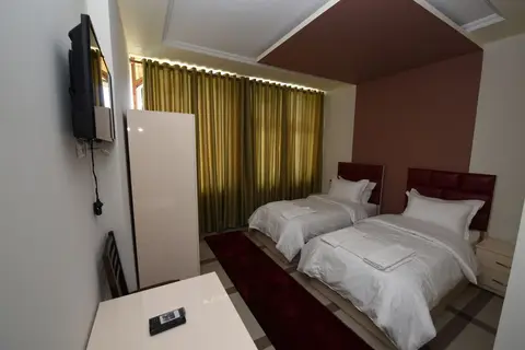 Buna Park Hotel in Shkodra — foto 11