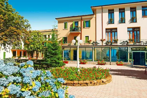 Parc Hotel Jolanda in San Zeno di Montagna — foto 10