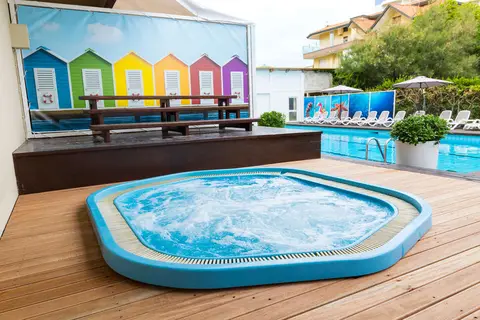 Color Hotel Ermitage Beach in Bellaria — foto 2