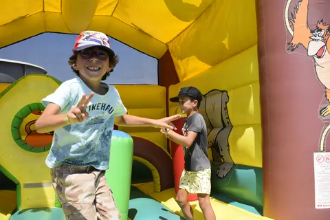 Flower Camping Les Ilates in Loix — foto 17