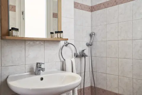 Favie Suzanne Hotel in Tinos (Town) — foto 24
