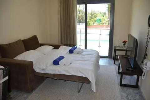 Latchi Escape Hotel & Suites in Νέο Χωριό — foto 6