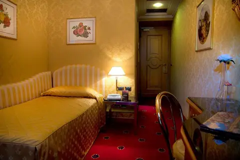 The Marcella Royal Hotel - Rooftop Garden in Rome — foto 13