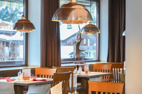 Hotel Astor Suites - logies en ontbijt in Sëlva Wolkenstein in Gröden Selva di Val Gardena, foto 4