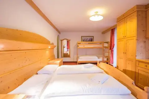 Hotel & Chalet Diamant in San Martino In Badia — foto 8