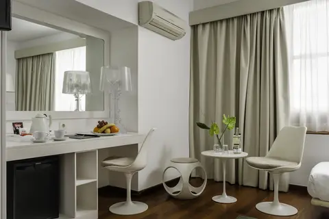 Hotel Florida in Almada — foto 8