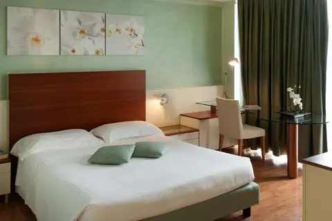 Hotel Leonardo Da Vinci - Erba in Erba, foto 2