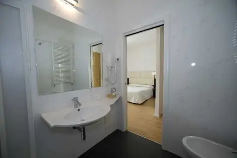 Geier Hotel in Torbole Casaglia — foto 5