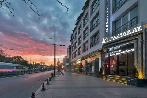 Beyaz Saray in Fatih — foto 9