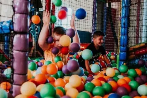 Recreatiepark de Veerstal foto 8