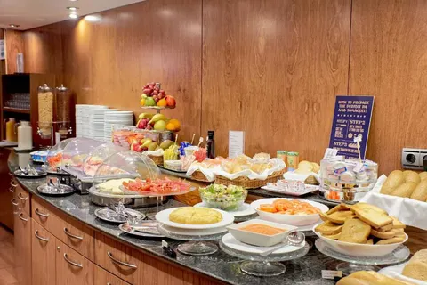 Hotel Garbi Millenni in Barcelona — foto 4