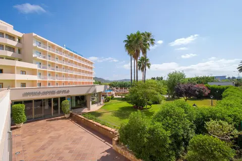 Invisa Hotel Es Pla - Adults only in Sant Antoni de Portmany