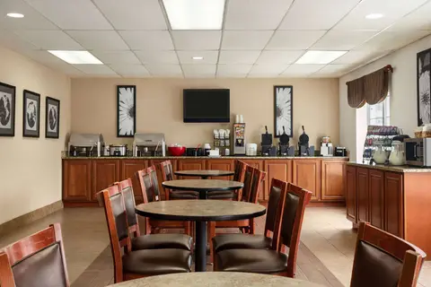 Ramada Pigeon Forge North in Pigeon Forge — foto 28