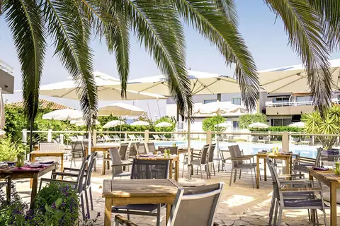 Best Western La Marina in Saint-Raphaël — foto 14