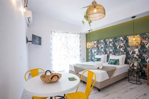 Marini Seaside in Nudeflower Seaside Studio, foto 16