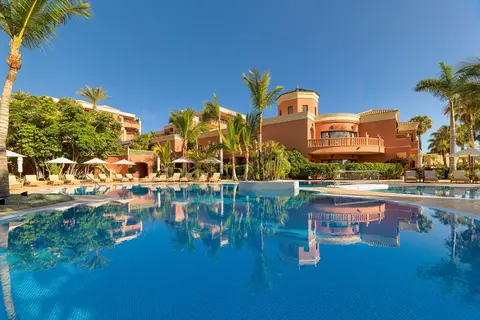Las Madrigueras Golf Resort & SPA in Arona