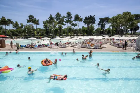 Hu Park Albatros Village in San Vincenzo — foto 9