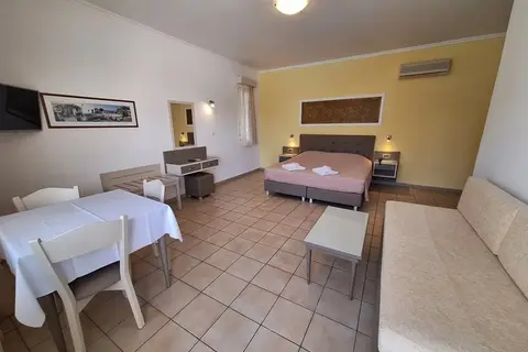 Perla Beach in Agia Marina — foto 25