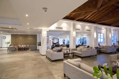 Akti Beach Village Resort in Hlorakas — foto 27