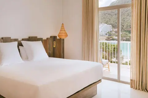 Hyde Ibiza in Urbanització Cala Llonga, foto 3
