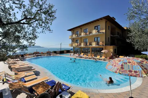 All Inclusive Hotel Piccolo Paradiso in Toscolano Maderno