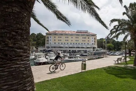 Aparthotel Miramare in Makarska — foto 10