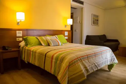 Hotel Ogalia in Vigo — foto 9
