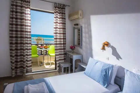 Smaragdine Beach in Iolida Beach Hotel, foto 8