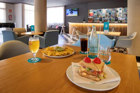 Hotel Golden Acqua Salou in Cala Maria — foto 3
