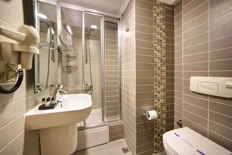 Almina Hotel in Fatih — foto 19