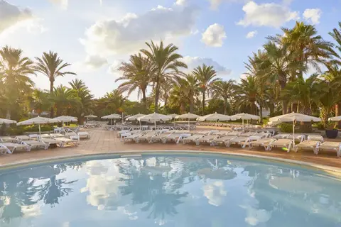 Hotel FERGUS Style Bahamas in Sant Jordi de ses Salines — foto 18