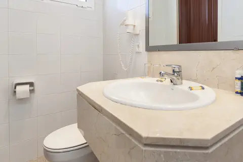 Globales Cala’n Blanes in Cala en Blanes — foto 22
