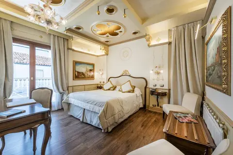 Hotel Monaco & Grand Canal in Venetië — foto 19