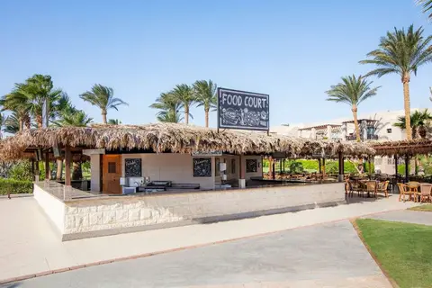 Jaz Makadi Oasis Resort in Pool Bar und Restaurant, foto 18