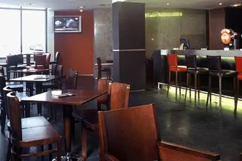 Neat Hotel Avenida in Ponta Delgada — foto 25