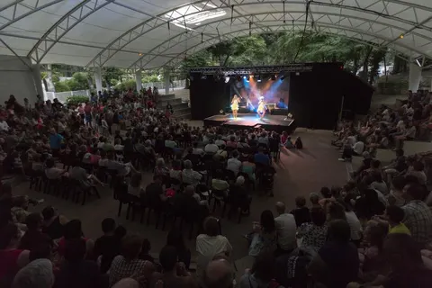 Camping Les Pierres Couchées foto 11