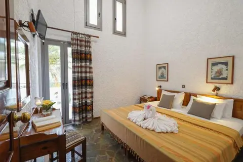 Flamingos Hotel in Chania — foto 7