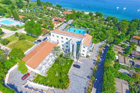 Villa Paradiso Suite in Moniga del Garda — foto 29