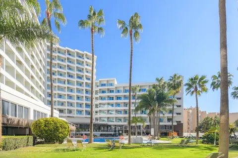Hotel Parasol by Dorobe in Torremolinos
