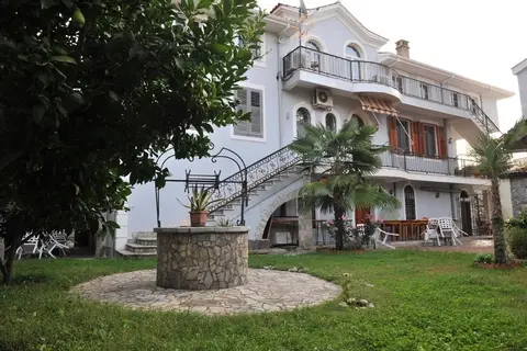 Rose Garden Hotel in Shkodra — foto 8