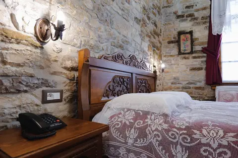 Hotel Bineri in Gjirokastra — foto 22