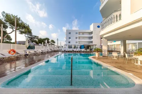 Hotel Triton Beach in Cala Ratjada — foto 6
