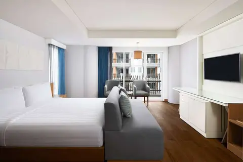 Fairfield by Marriott Bali Kuta Sunset Road in Kuta, Bali, Indonesia — foto 4