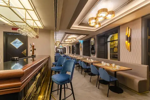 Eurostars Lisboa Baixa in Almada — foto 4