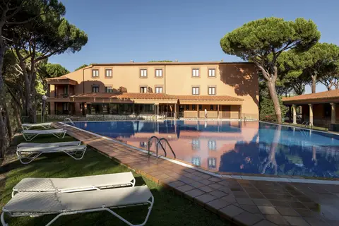 Parador de Tordesillas in Tordesillas — foto 16
