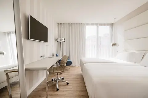 Hotel NH Málaga in Málaga — foto 2