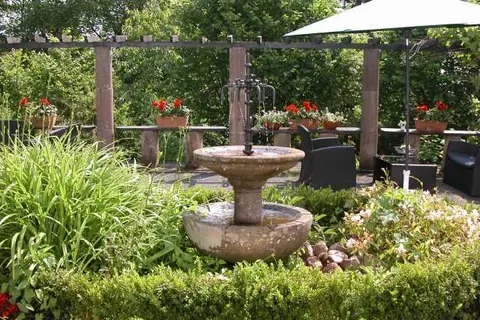 Burghaus en Villa Kronenburg foto 21