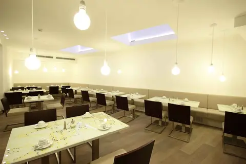Pure White in Praag, foto 29