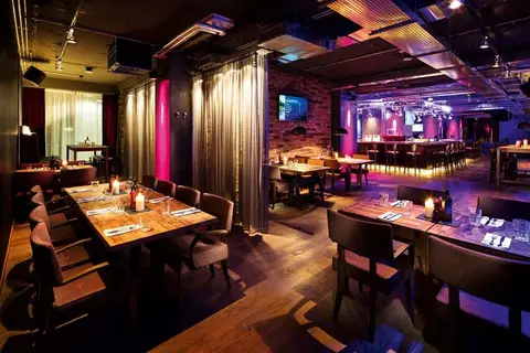 Hotel Pulse8 in Praag — foto 8